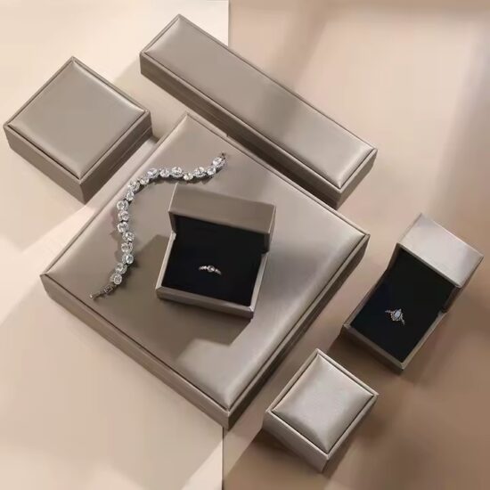 Elegant PU Leather Jewelry Box with Velvet Interior and Custom Logo