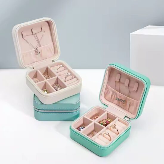 Custom Logo PU Leather Travel Jewelry Box for Rings and Earrings