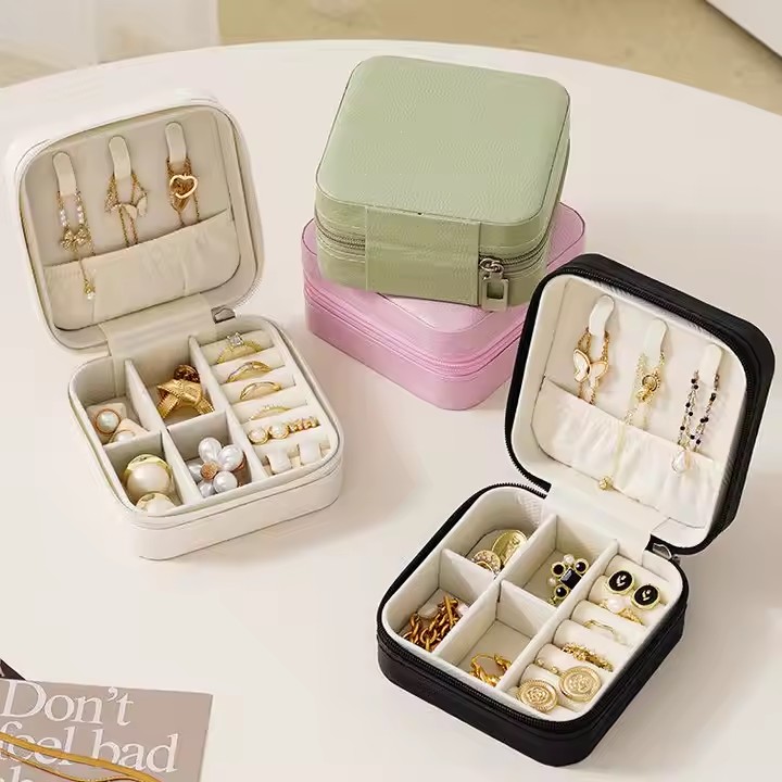 Custom Logo PU Leather Travel Jewelry Box for Rings and Earrings