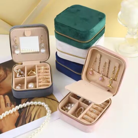 Custom logo zipper velvet jewelry box for elegant storage