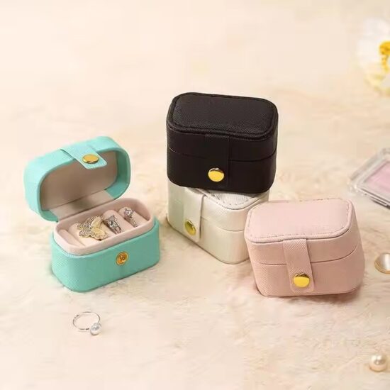 Best-Selling Women’s Wedding Gift Travel Jewelry Box with Elegant Design