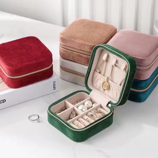 Small colorful travel velvet jewelry box with custom logo

