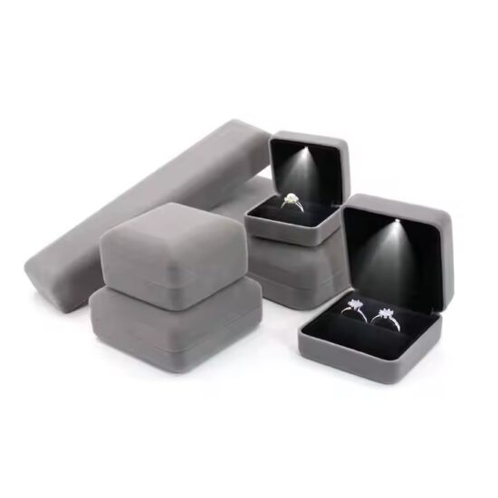 Custom velvet travel jewelry organizer box for wholesale
