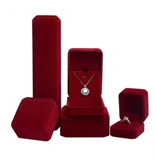 Luxury velvet jewelry box with custom logo and foam insert