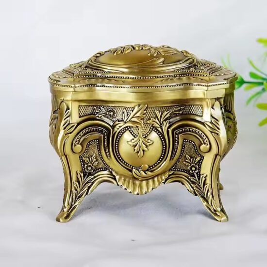 Fashion Luxury Metal Jewelry Box with Elegant Finish and Compartments