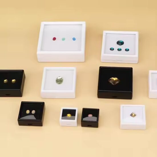 Dustproof Clear Acrylic Jewelry Storage Box with Lid