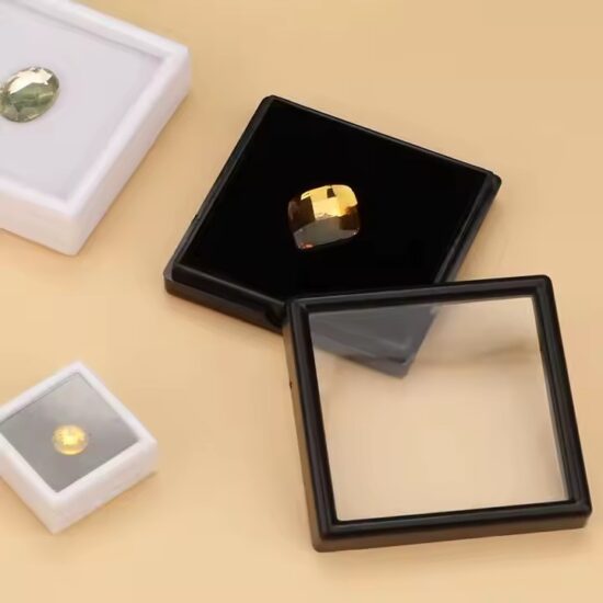 Dustproof Clear Acrylic Jewelry Storage Box with Lid