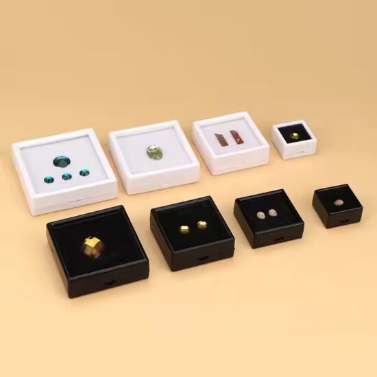 Dustproof Clear Acrylic Jewelry Storage Box with Lid