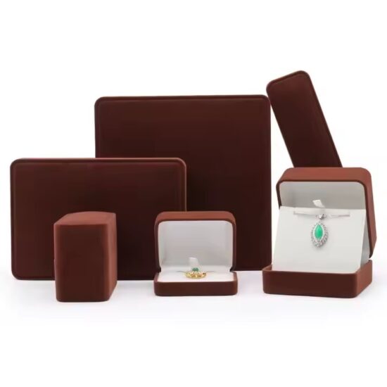 Custom luxury colored velvet jewelry box with elegant design