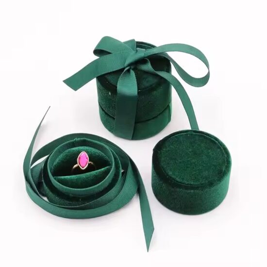 Custom velvet jewelry box for wholesale with logo and elegant insert